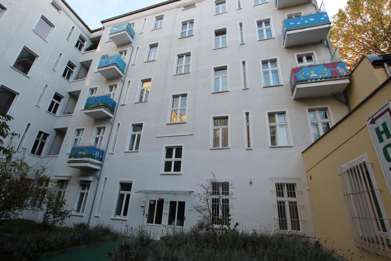 Bornholmer Hof Im Prenzlauer Berg Berlin Luaran gambar